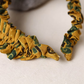Handcrafted fab artwork hair band 09