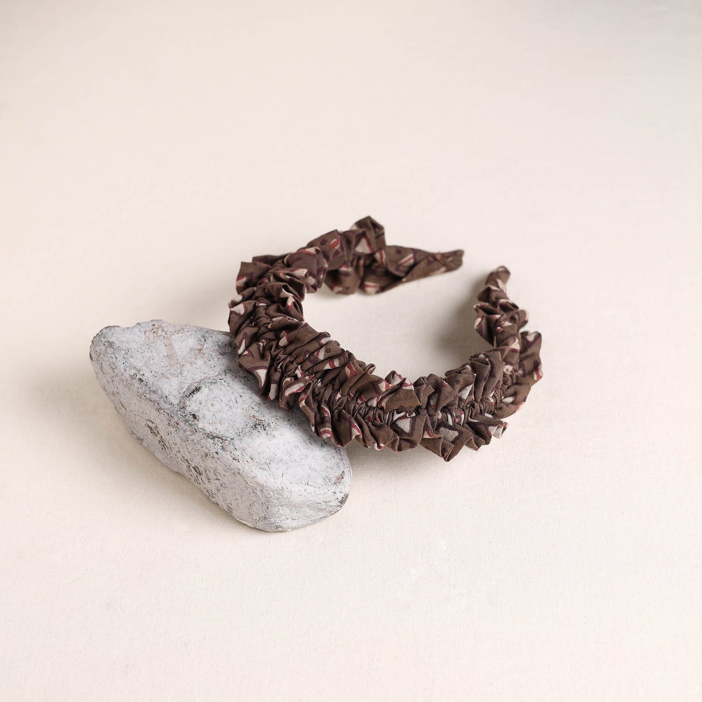Handcrafted fab artwork hair band 14