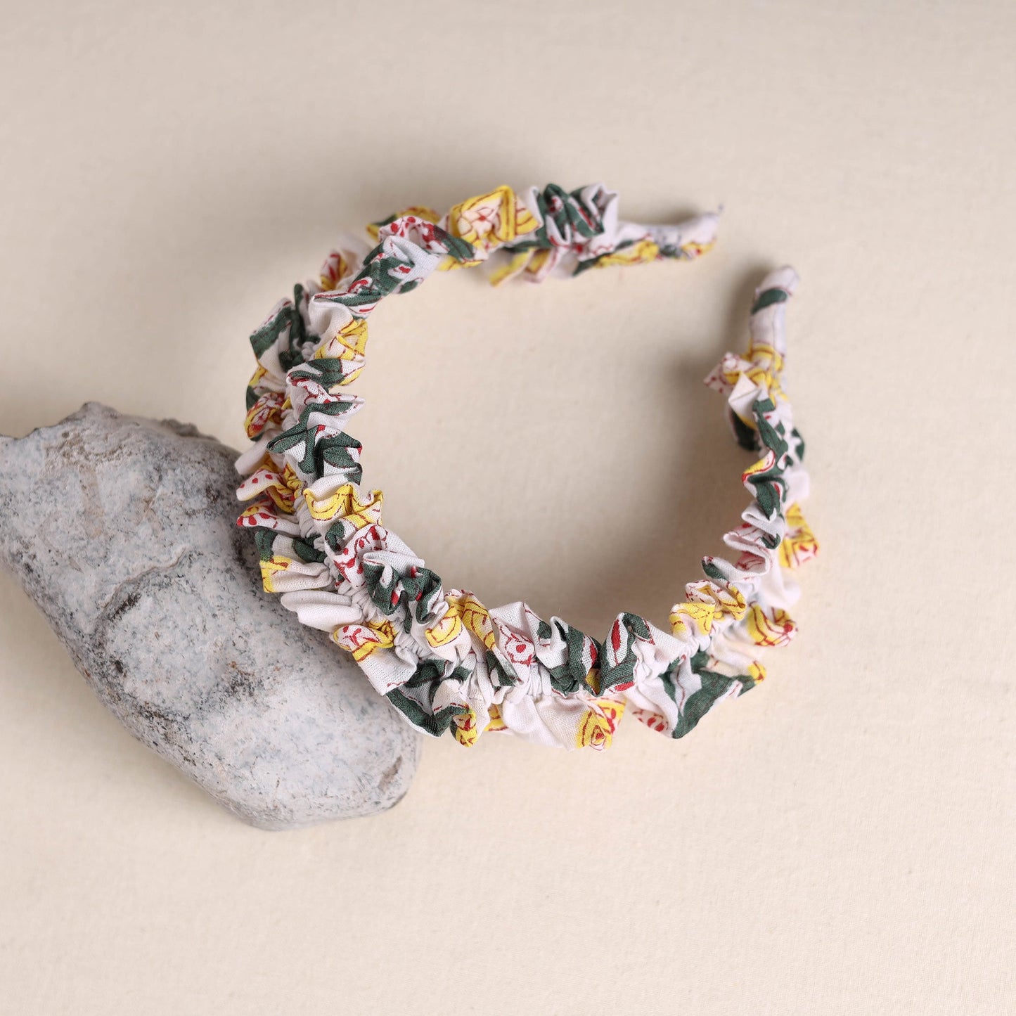 Handcrafted fab artwork hair band 17