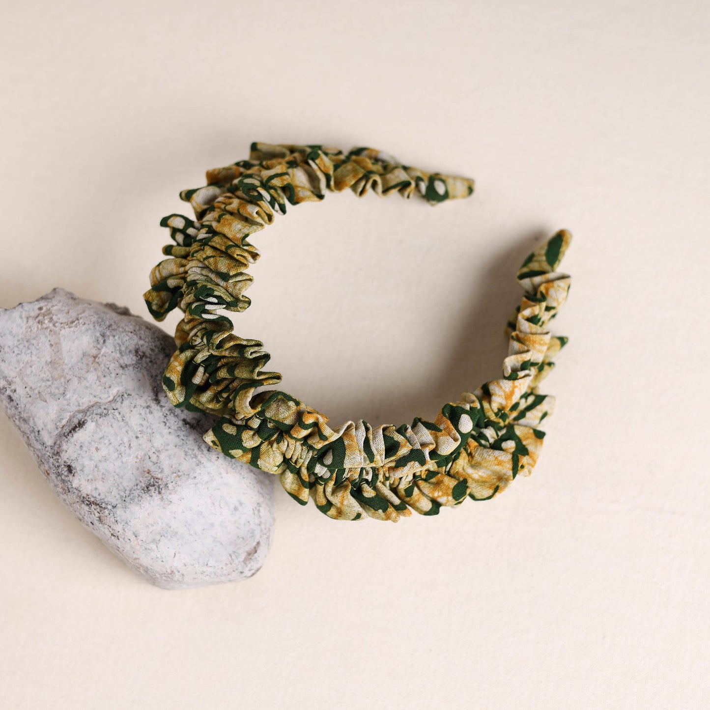 Handcrafted fab artwork hair band 22