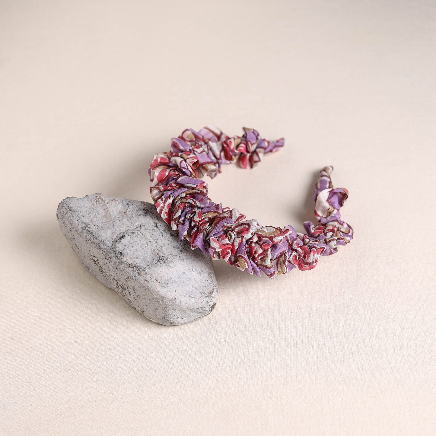 Handcrafted fab artwork hair band 24
