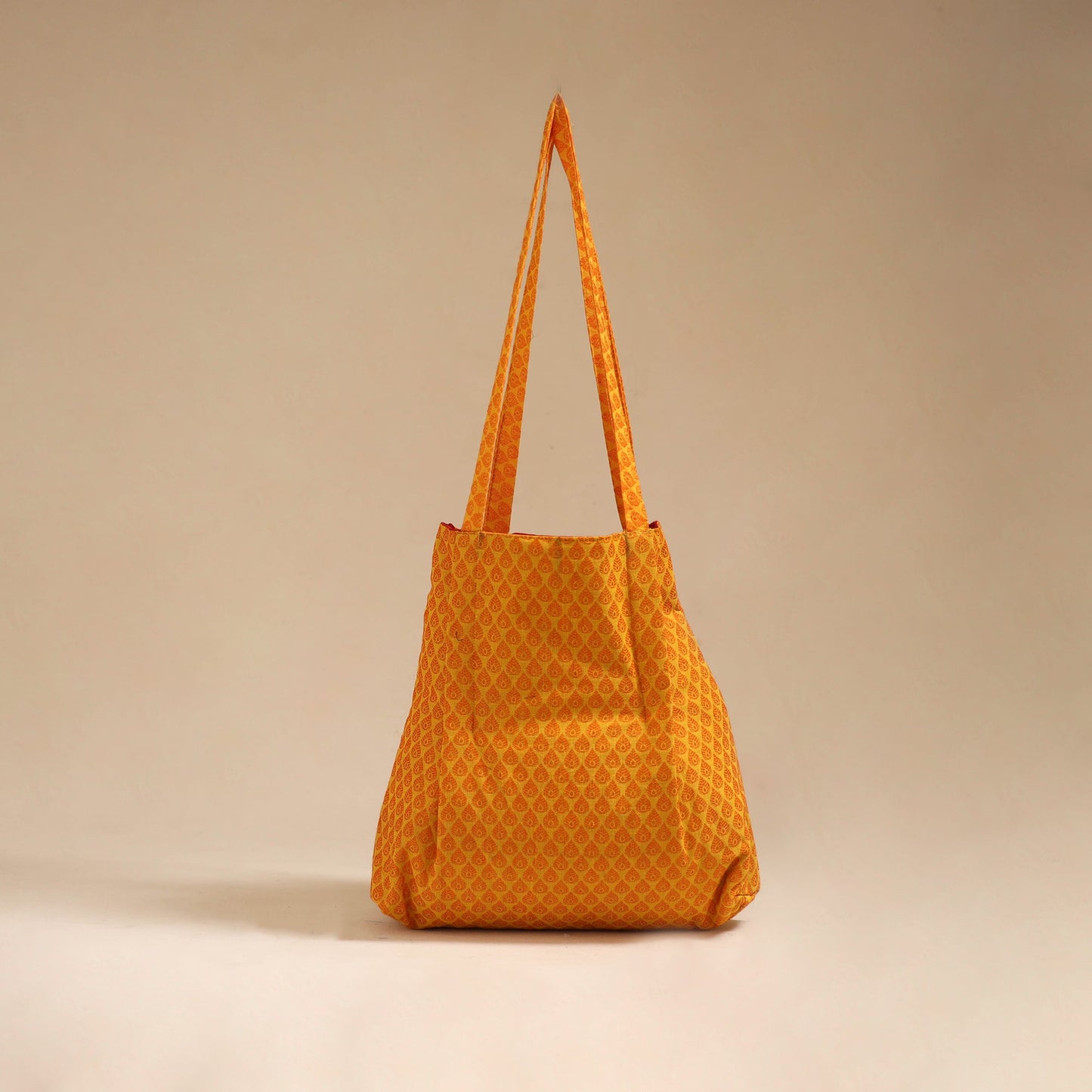 Handcrafted fabric jhola bag 09