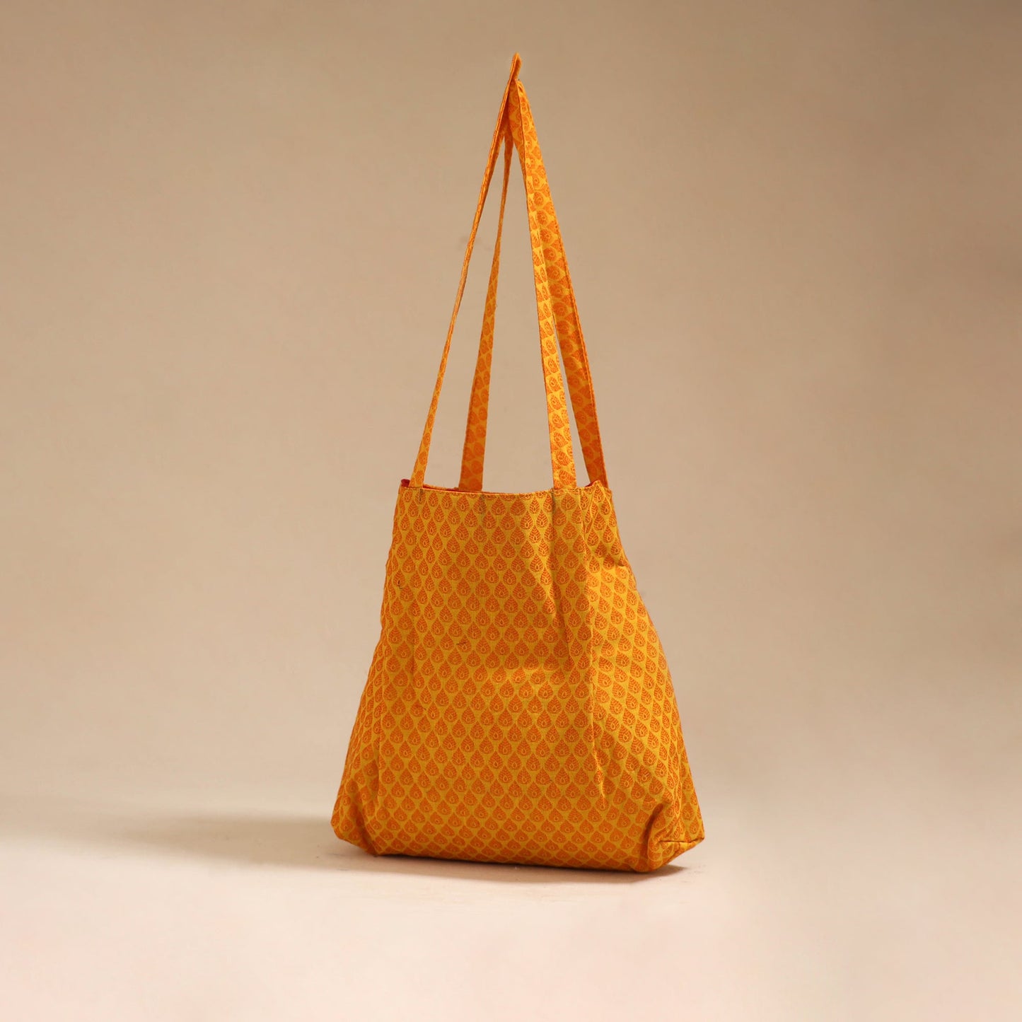 Handcrafted fabric jhola bag 09