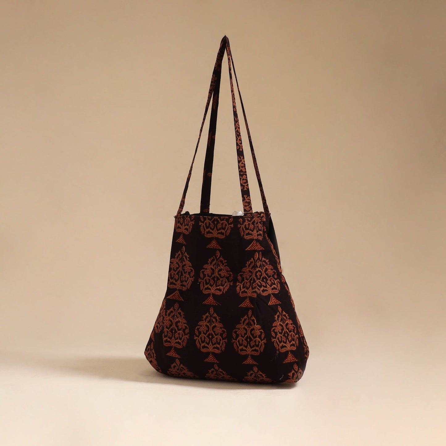 Handcrafted fabric jhola bag 15