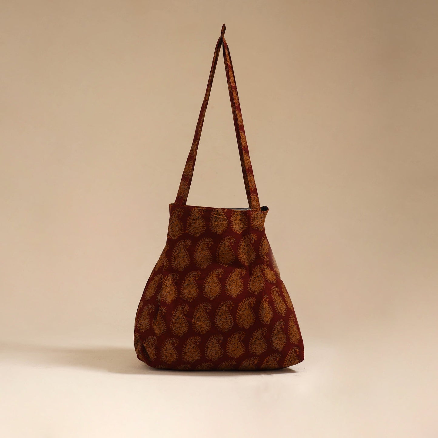 Handcrafted fabric jhola bag 17