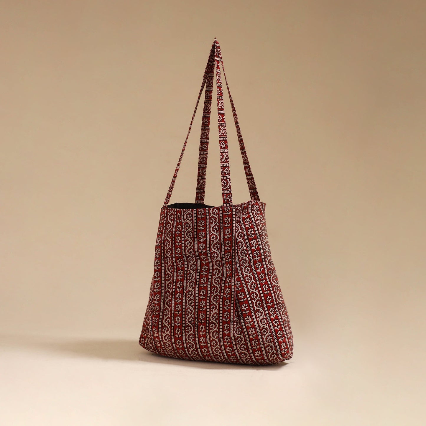 Handcrafted fabric jhola bag 22