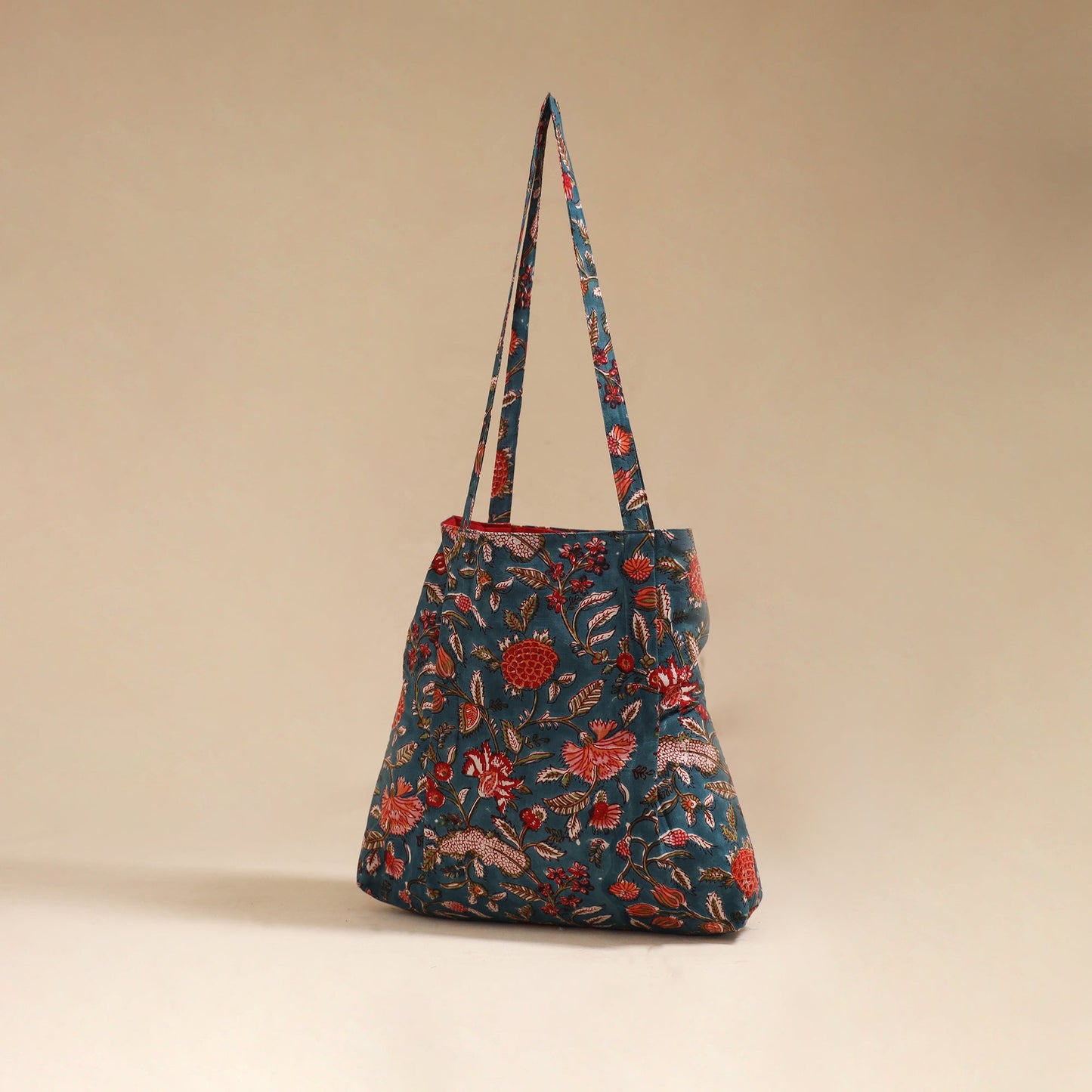 Handcrafted fabric jhola bag 26