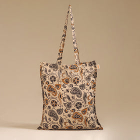 Handcrafted fabric jhola bag 32