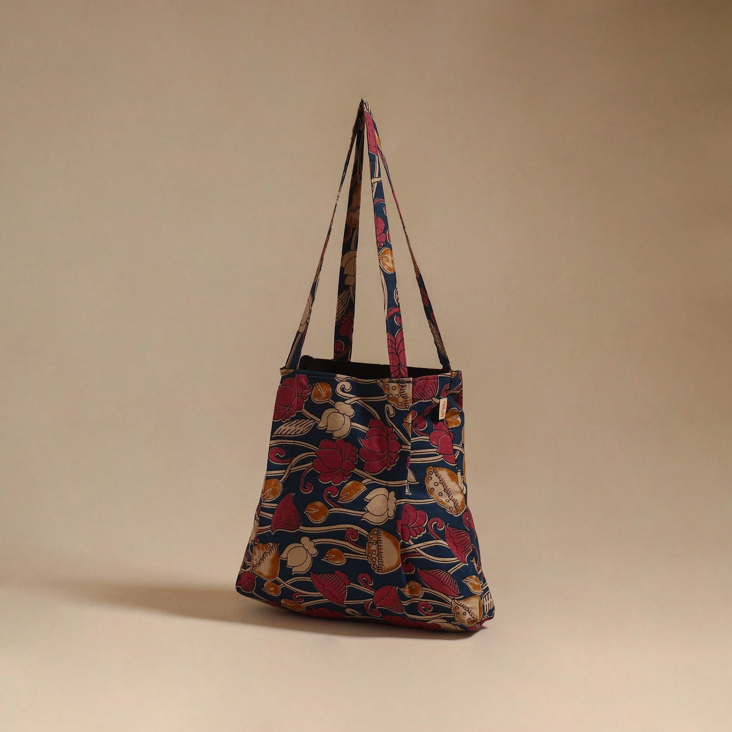 Handcrafted fabric jhola bag 32