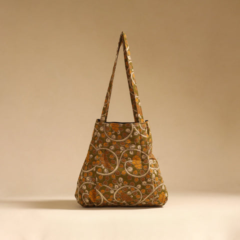 Handcrafted fabric jhola bag 39