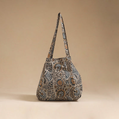 Handcrafted fabric jhola bag 50