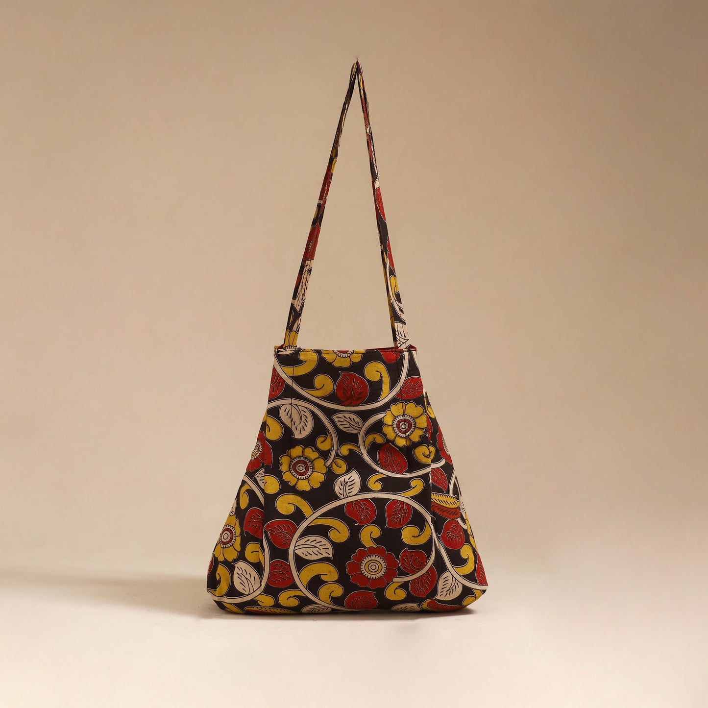 Handcrafted fabric jhola bag 80