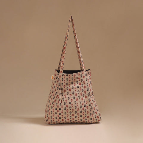 Handcrafted fabric jhola bag 93