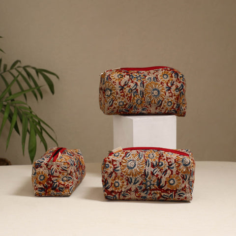 Handcrafted fabric toiletry bags (set of 3) 18