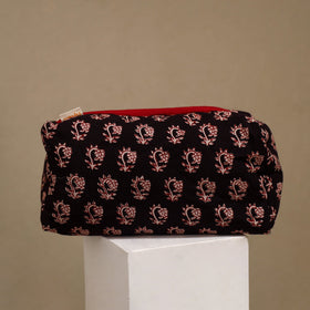 Handcrafted fabric toiletry bags (set of 3) 33