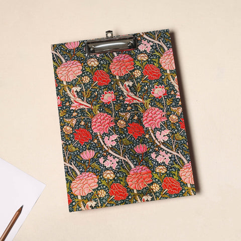  Handcrafted Floral Design Clipboard 