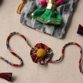 Buy Handcrafted Flower Fabart Rakhi 26 Online at iTokri.com