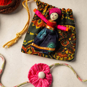 Buy Handcrafted Flower Fabart Rakhi 32 Online at iTokri.com
