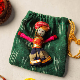 Buy Handcrafted Flower Fabart Rakhi 40 Online at iTokri.com