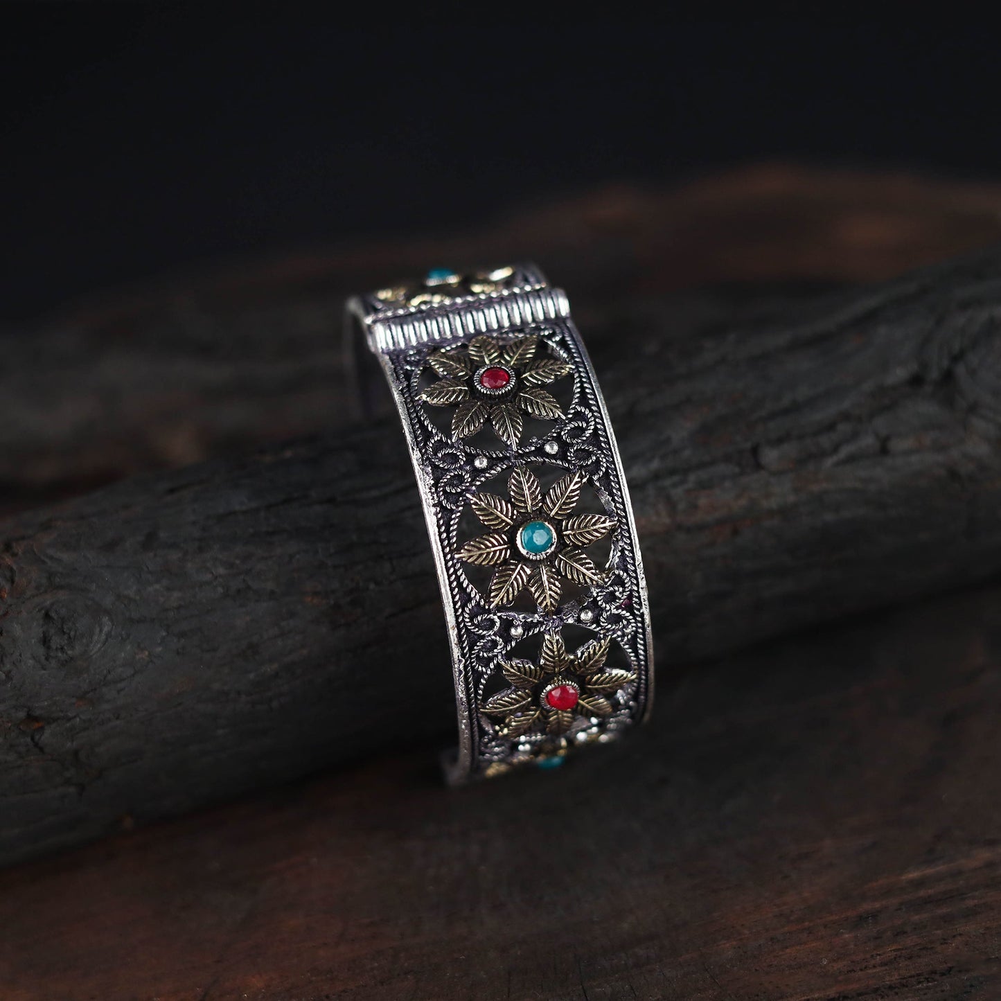 Handcrafted German Silver Bracelet / Kada