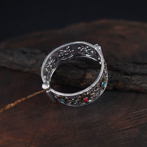 Handcrafted German Silver Bracelet / Kada