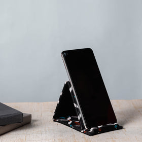  Handcrafted Kantha Embroidered Mobile Stand 