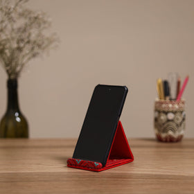 Handcrafted kantha hand embroidered mobile stand 01