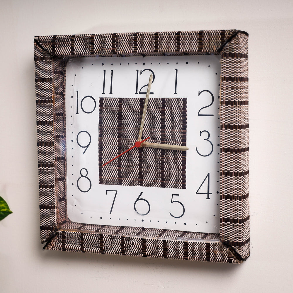  Handcrafted Madur Grass Wall Clock of Midnapur 