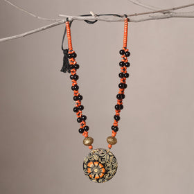 Buy Handcrafted Majestic Floral Elegance Necklace