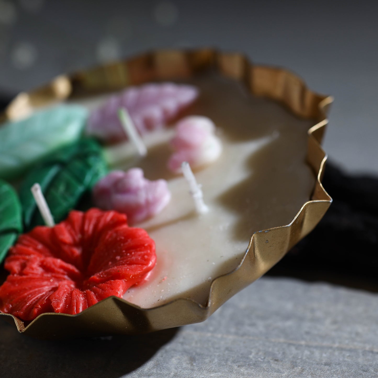Handcrafted metal urli water lily pond soy wax scented