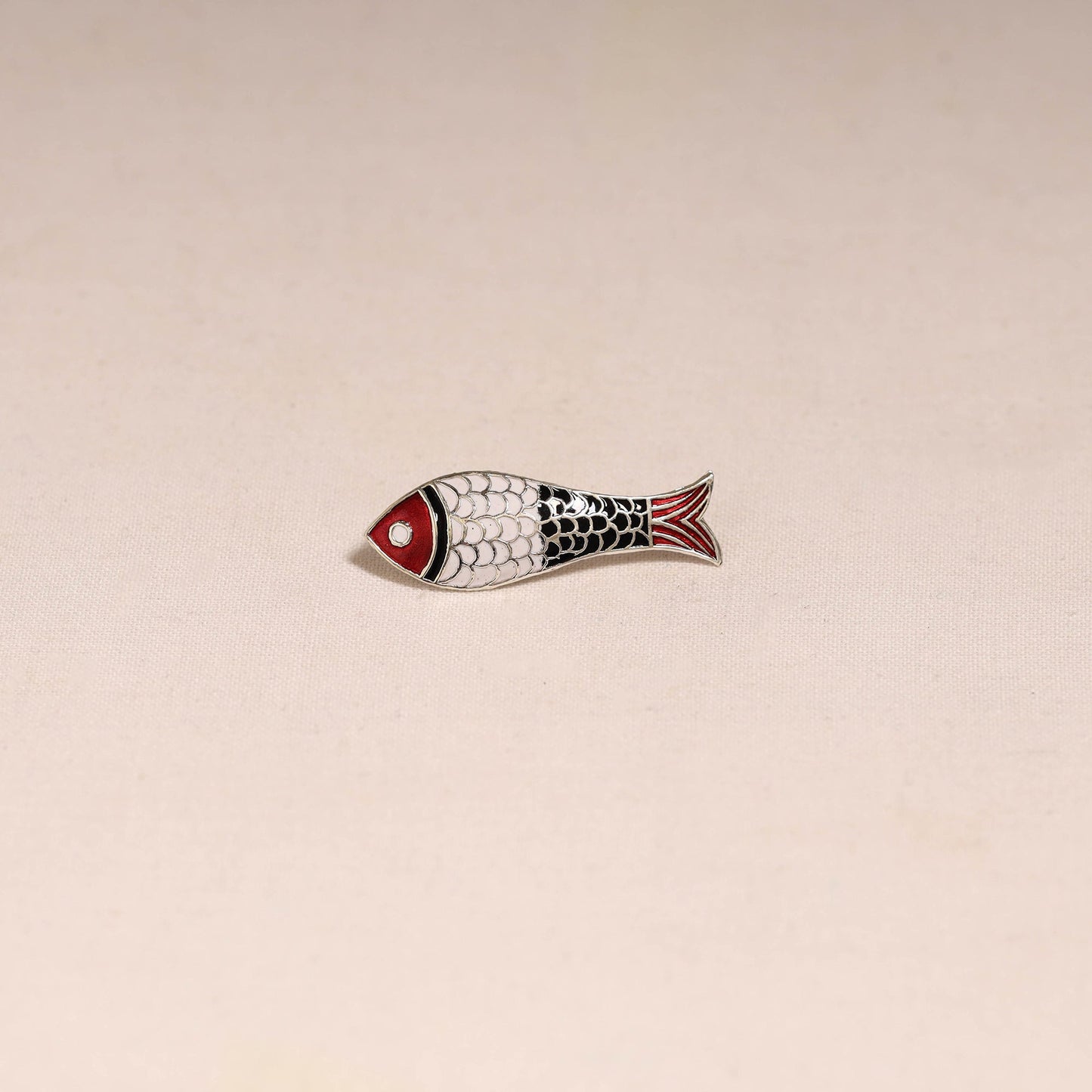 Handcrafted paka meenakari saree pin 221