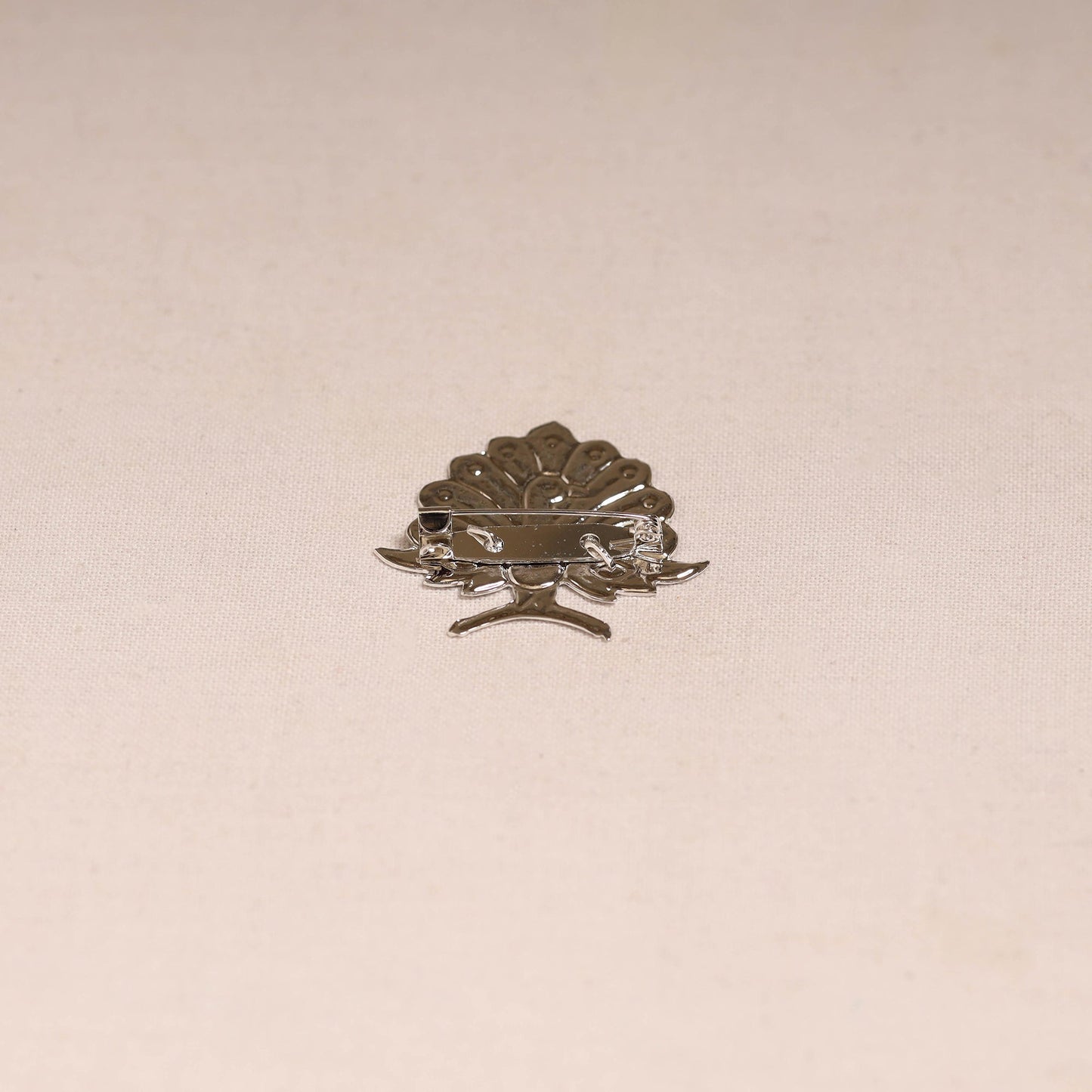 Handcrafted paka meenakari saree pin 227