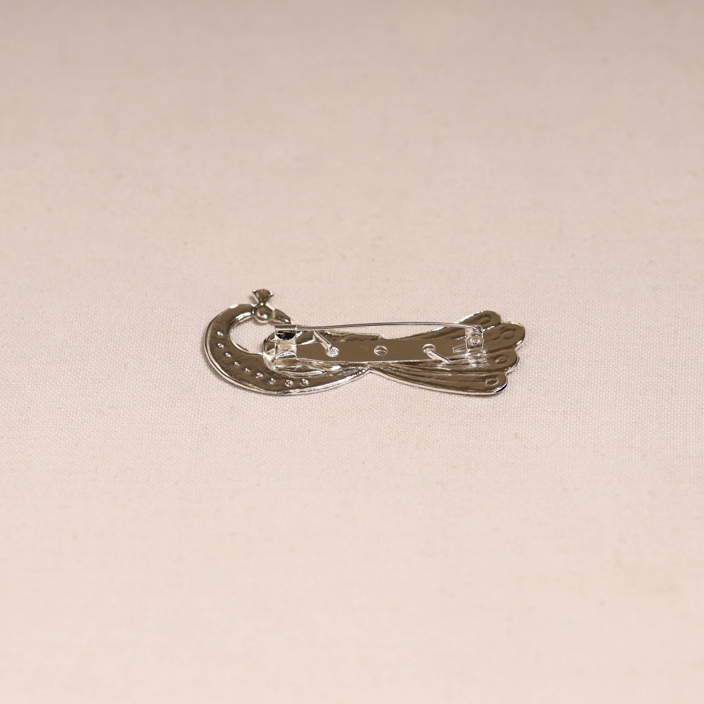 Handcrafted paka meenakari saree pin 233