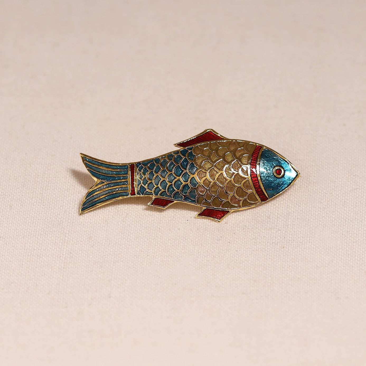 Handcrafted paka meenakari saree pin 239