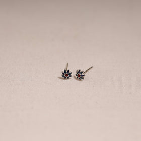 Handcrafted paka meenakari stud earrings 01