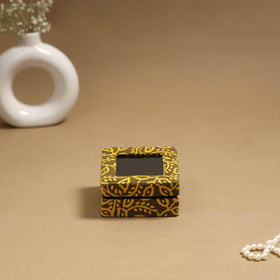 Handcrafted printed fabric ring/earring box 28