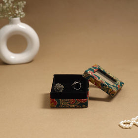 Handcrafted printed fabric ring/earring box 56