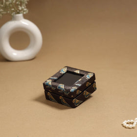 Handcrafted printed fabric ring/earring box 57