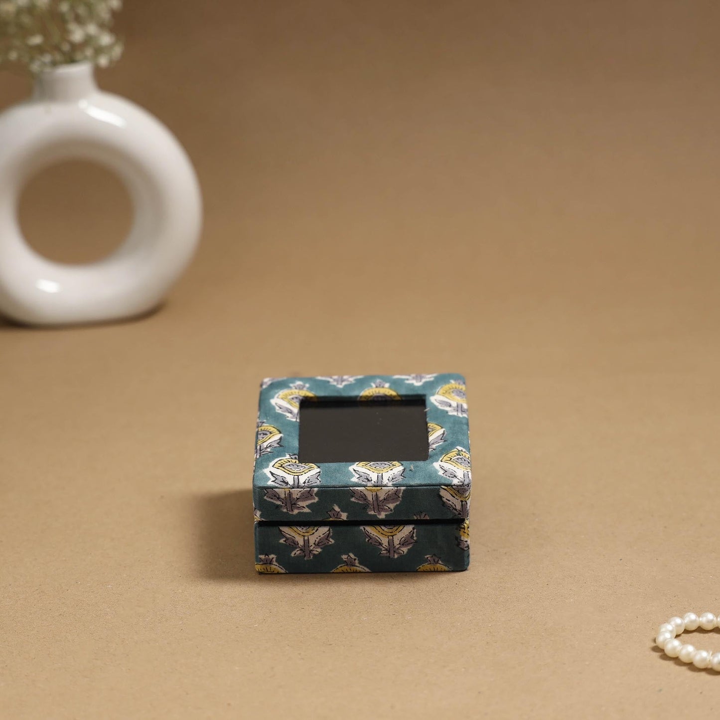 Handcrafted printed fabric ring/earring box 65