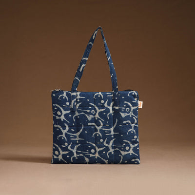 Handcrafted quilted handbag 06