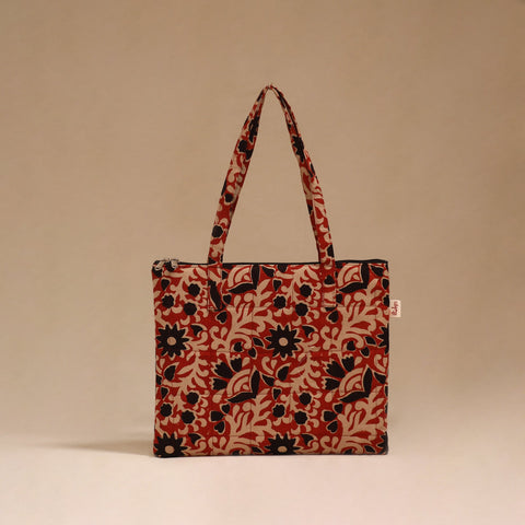 Handcrafted quilted handbag 11