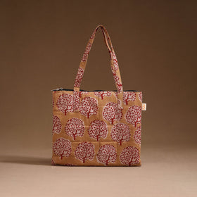 Handcrafted quilted handbag 11