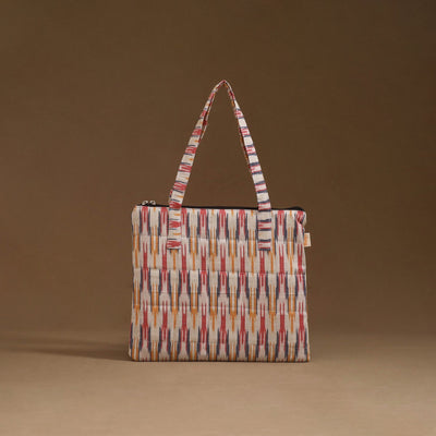 Handcrafted quilted handbag 12