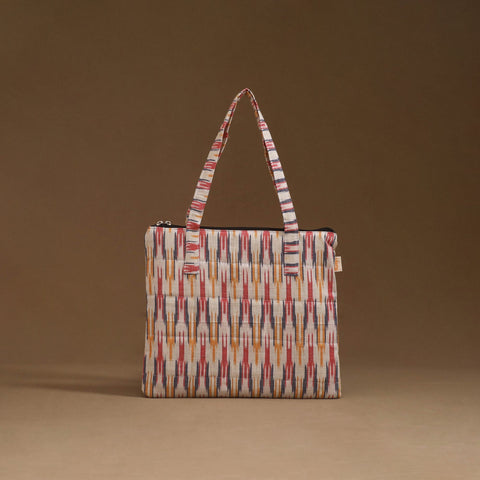 Handcrafted quilted handbag 12