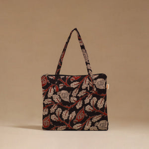 Handcrafted quilted handbag 13