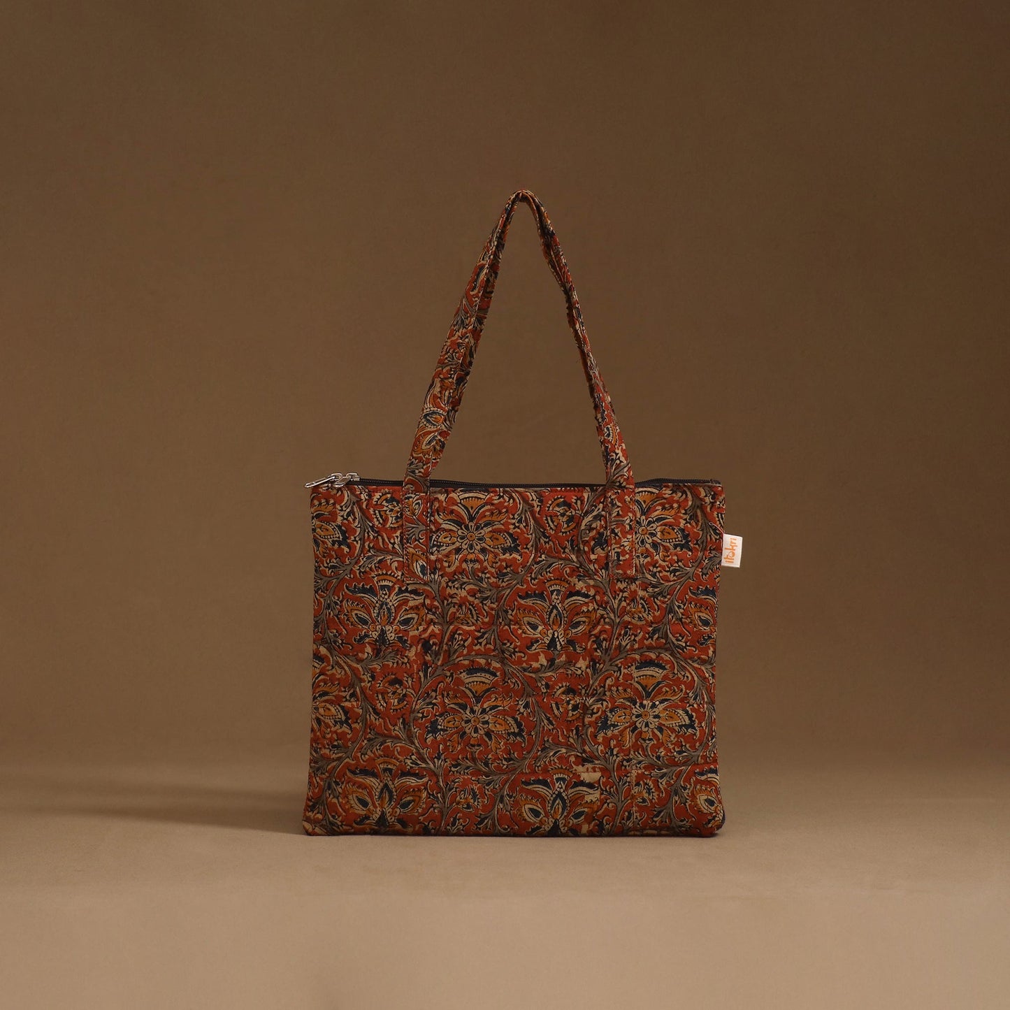 Handcrafted quilted handbag 14