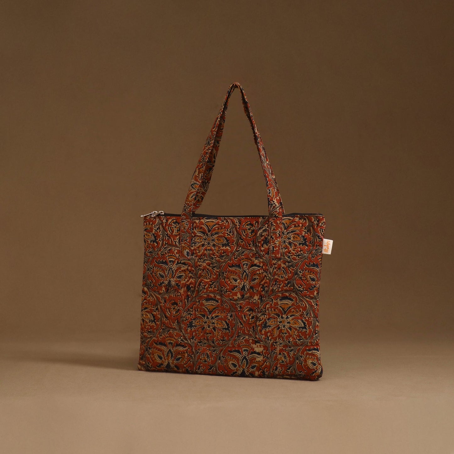 Handcrafted quilted handbag 14