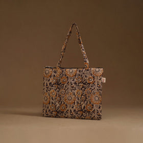 Handcrafted quilted handbag 15