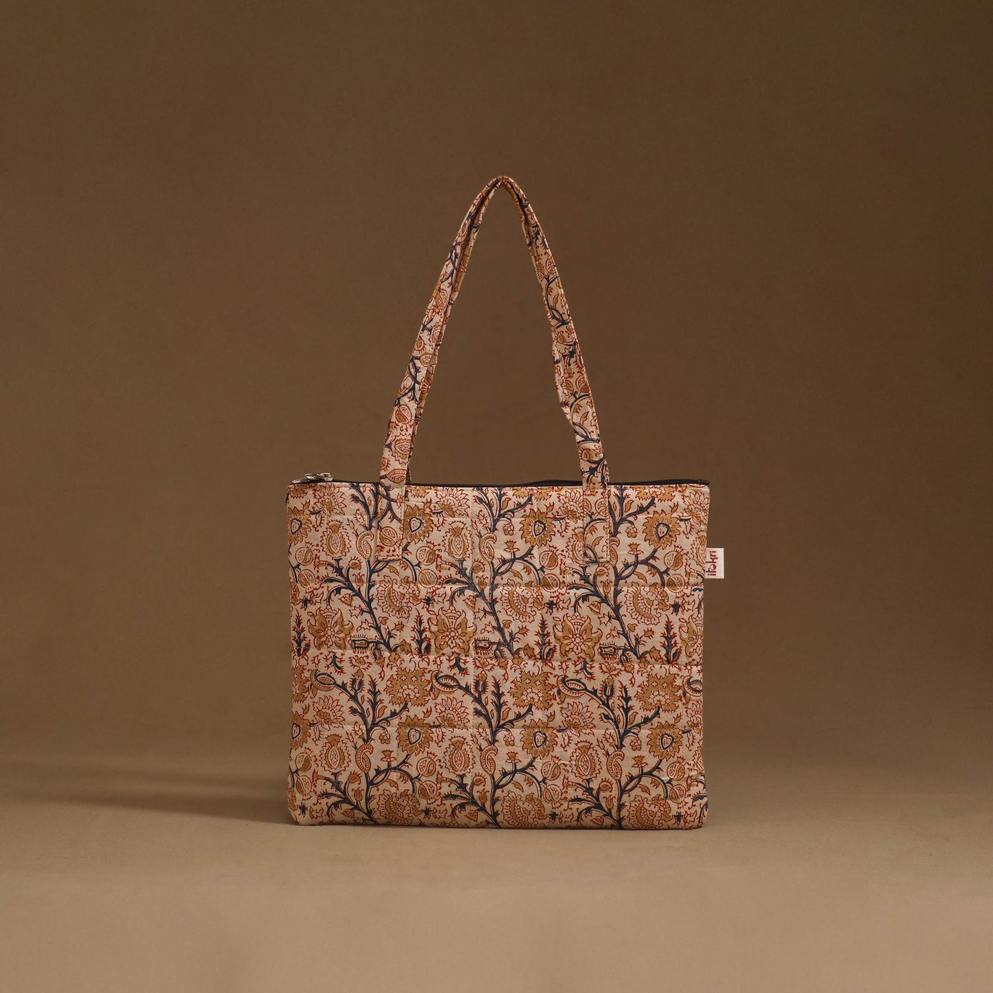 Handcrafted quilted handbag 16