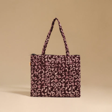 Handcrafted quilted handbag 16